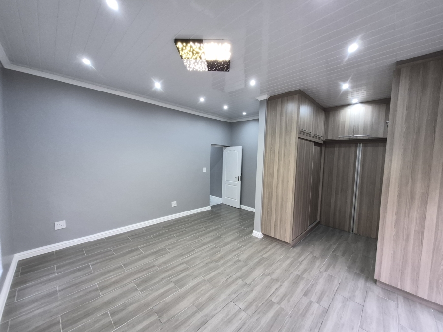 To Let 3 Bedroom Property for Rent in Crawford Western Cape